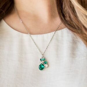 Paparazzi Necklace - Time To Be Timeless - Green